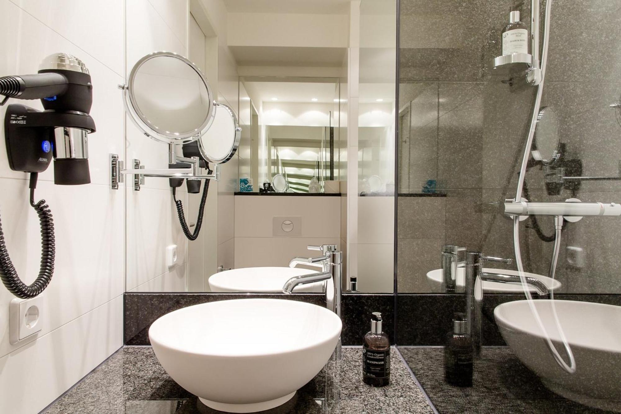Motel One Freiburg Luaran gambar